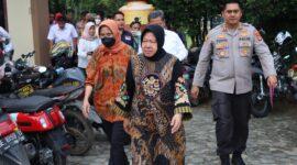 Menteri Sosial RI, Tri Rismaharini saat kunjungan kerja ke Kabupaten Lampung Tengah, Kamis (22/06/2023). (foto: ist)