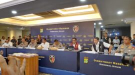 Polda Metro Jaya saat konferensi pers pengungkapan kasus TPPO, Kamis (20/07/2023). (foto: ist)