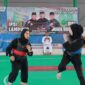 Salah satu atlet pencak silat putri Lampung, latih tanding dengan pesilat Jawa Barat, di Padepokan Pencak Silat IPSI Lampung, Jumat (04/08/2023). (foto: ist)