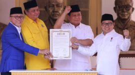 Ketua Umum Partai Gerindra bersama Golkar, PKB, dan PAN mengumumkan kerja sama politik, di Museum Perumusan Naskah Proklamasi, Menteng Jakarta Pusat, Minggu (13/08/2023). (foto: ist)