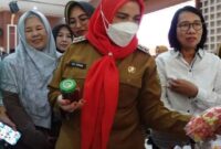 Walikota Eva Dwiana saat peringatan Hari Koperasi ke-76 dan UMKM ke-7, di Gedung Semergou Pemkot Bandarlampung, Selasa (15/08/2023). (foto: ist)