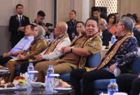Gubernur Lampung, Arinal Djunaidi bersama Menteri Perdagangan RI, Zulkifli Hasan saat pembukaan 
Pertemuan Tingkat Menteri ICC ke-59, di Hotel Santika, Selasa (05/12/2023). (foto: ist)