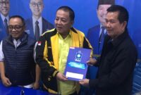 Bacakada Petahana, Arinal Djunaidi bersama Ketua DPW PAN Lampung, 
Irham Jafar Lan Putra. (foto: ist)