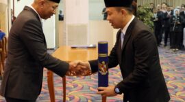 Gubernur Lampung, Rahmat Mirzani Djausal bersama Sekdaprov, Marindo Kurniawan. (foto: ist)