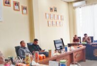 Komisi III DPRD hearing bersama Dinas Pekerjaan Umum Kota Bandarlampung, Senin (14/07/2025. (foto: Azroni)