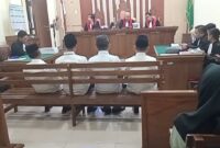 Sidang dugaan korupsi proyek pagar Rumdis Bupati Lampung Timur, di PN Tanjungkarang, Kamis (05/02/2026). (foto: istimewa)