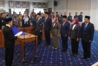 Sekdaprov, Marindo Kurniawan saat melantik enam pejabat Eselon II Pemprov Lampung, Senin (04/05/2026). (foto: istimewa)