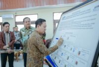 Sekdaprov  Lampung, Marindo Kurniawan didampingi Kadisdikbud Thomas Amrico, melakukan penandatanganan pakta integritas dan SPMB SMA/SMK/SLB Tahun Ajaran 2026/2027. (foto: istimewa)